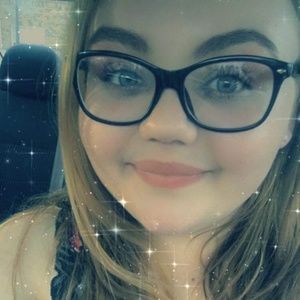 Meet your Posher, Shelby